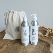 Load image into Gallery viewer, Natural Hair Shampoo &amp; Conditioner in Gift Bag
